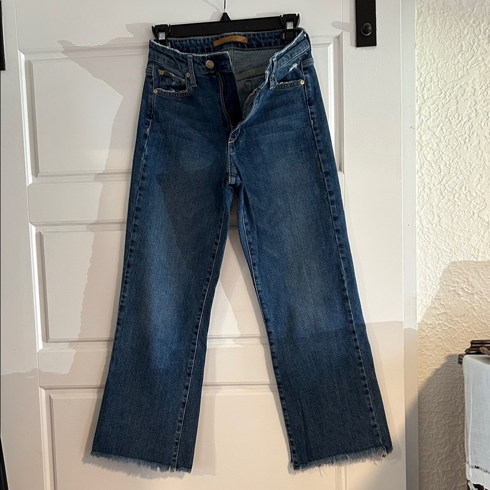 CROPPED!Cute! Joe's Jeans Women's Fray Hem